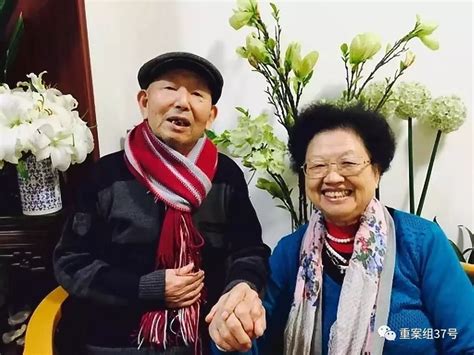 携痴呆老伴直播，76岁“开心奶奶”成“网红”_广东频道_凤凰网