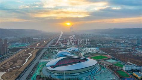 甘肃平凉：体育运动公园建设进入冲刺阶段-人民图片网