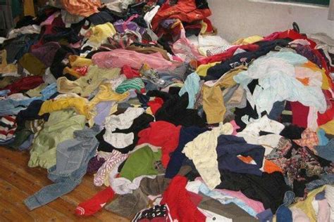 废旧衣服回收再利用，助力环保再生|衣物|衣服|居民_新浪新闻
