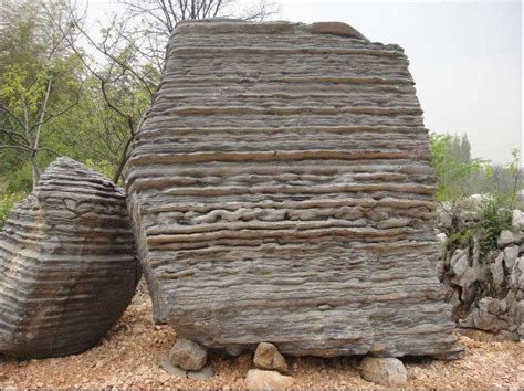 玉石原石为啥都带石皮-玉石原石皮是怎么形成的(11月推荐/今日更新)2022已更新 - 翡翠
