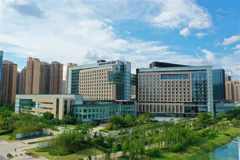武汉航天城同济医院项目-宏信建发官网
