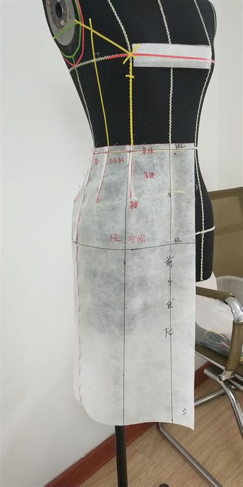 两款超短裙的制版实例-服装设计-CFW服装设计网