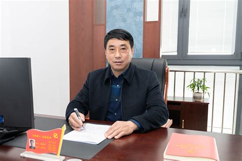 葛富有 党委委员、副校长 - 现任领导 - 江苏省盐城技师学院