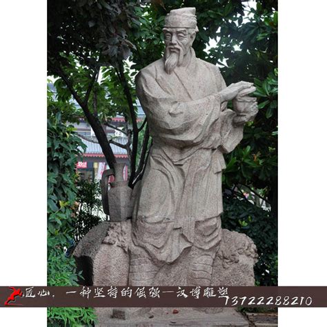 “四大伟人及十大元帅”雕像入驻忠孝文化园,视觉南通