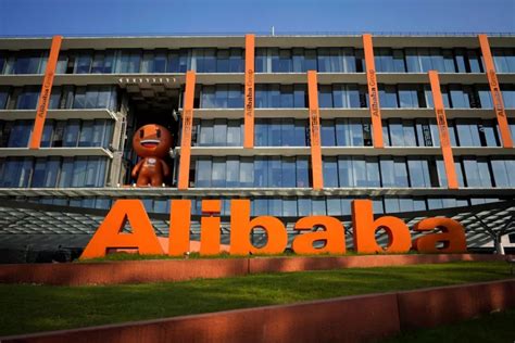 阿里巴巴一季度收入逊预期 增速三年最低 公布40亿美元股份回购计划 - 无时尚中文网NOFASHION -权威领先的奢侈品行业报道、投资分析网站。
