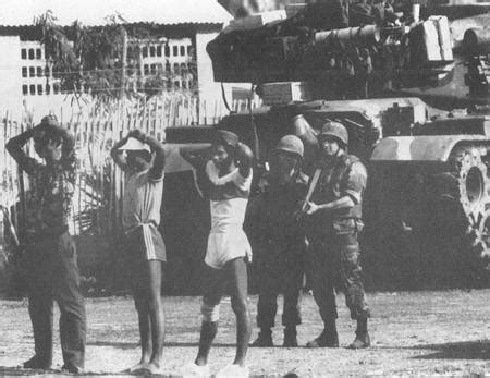 1983年11月2日联大决议要求外国军队立即撤出格林纳达 - 历史上的今天