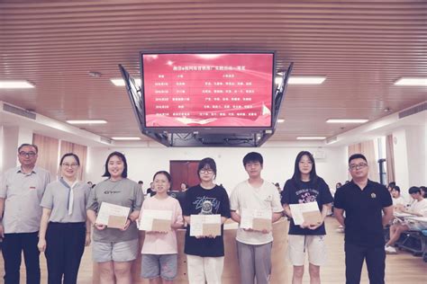 我校在第八届江西省“互联网+”大赛中荣获佳绩-景德镇陶瓷大学官方网站