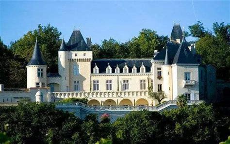 法国城堡酒庄看看那些酒庄设计被评为AOC级别 【蓝裕文化酒庄设计】