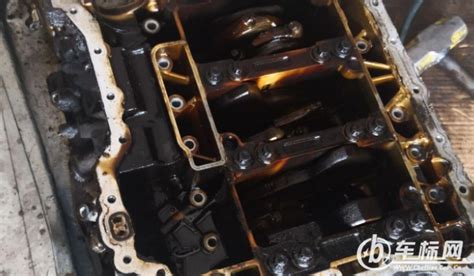 发动机漏机油怎么处理 更换气门垫、机油滤芯、检查密封胶 — 车标大全网
