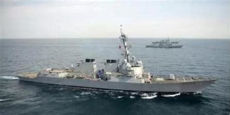 美军舰擅闯中国黄岩岛两天后 又进台湾海峡挑衅_手机新浪网