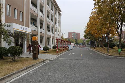 上海校讯中心 - 上海市闵行区上虹中学