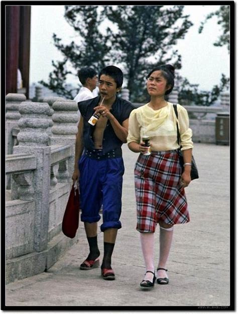 八十年代的时尚，喇叭裤加上霹雳舞，简直就是一代人的回忆！_腾讯视频