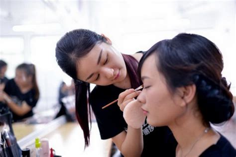 2020-2021年全国化妆培训学校排名排行榜前十名 - 化妆造型资讯 - 蒙妮坦