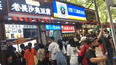 最强探店攻略｜上海开了家全世界最大的星巴克，我用了5个多小时才逛完整家店 - 知乎