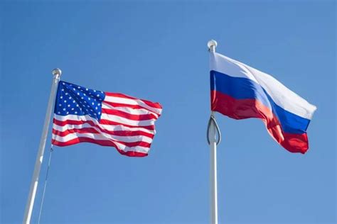 美俄签署过关于削减核武器的条约，但是该条约就要在明年到期__财经头条