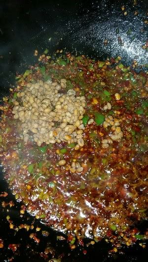 【嗨在贵州·火锅】豆豉和辣椒的和谐！遵义鸭溪豆豉火锅 - 当代先锋网 - 独家策划