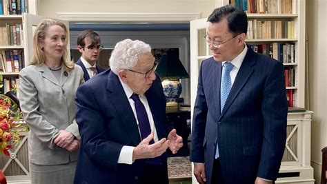 中国驻美国大使谢锋会见美国前国务卿基辛格