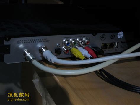 高清机顶盒连接图解_网络电视盒的安装方法 - 随意贴