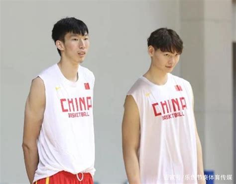 【图】周琦和王哲林身体条件对比 篮球新秀条件优越(2)_体育明星_明星-超级明星