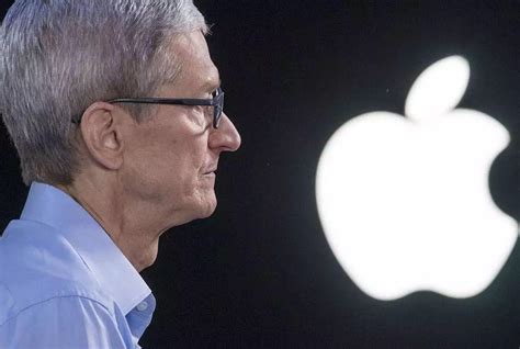 iPhone 12全球热卖！苹果CEO库克2020年薪酬超1400万美元_天极网
