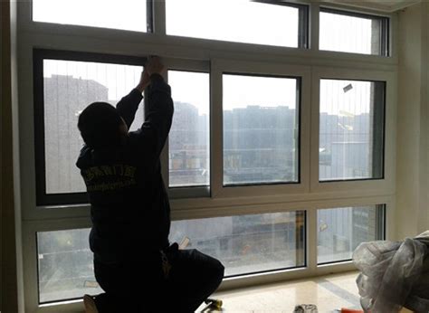 隔音窗南京合肥杭州加装自装三层隔音玻璃封闭阳台窗马路临街噪音-淘宝网