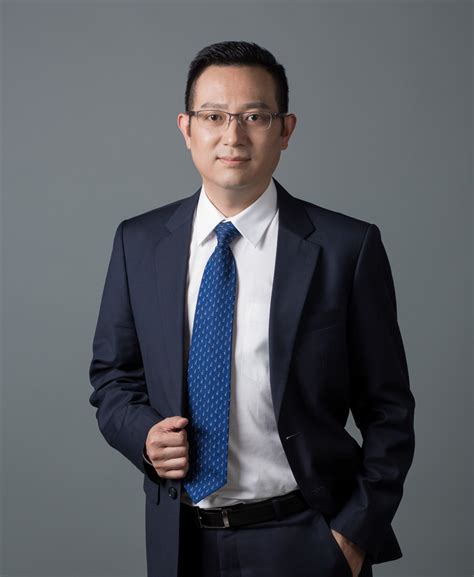 陈志龙 - 专业人员列表 - 上海市海华永泰律师事务所