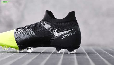 霸气黑金套装亮相 耐克推出“Black Lux”系列足球鞋 - Nike_耐克足球鞋 - SoccerBible中文站_足球鞋_PDS情报站