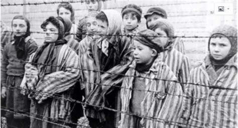 二战时期，德国纳粹党如何识别犹太人，一看他们的鼻子瞬间就懂了|犹太人|鼻子|纳粹_新浪新闻