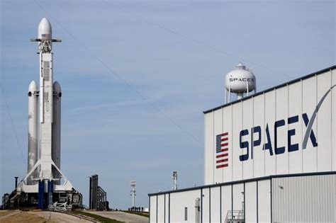 深度：SpaceX成功了，人类历史上的第一次火箭回收是怎么做到的？ | 雷峰网