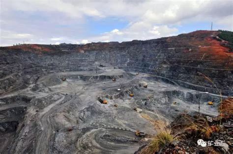 铜矿全球产量集中度高，智利铜矿产量约占全球总产量的1/4，2017年中国精炼铜消费量达1179.48万吨【图】_智研咨询