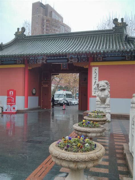 “徐家汇中心”向上而生，“徐家汇商圈”向优而进 - 周到上海