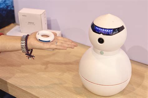 语音智能机器人-K-12-温州智龙智能科技有限公司