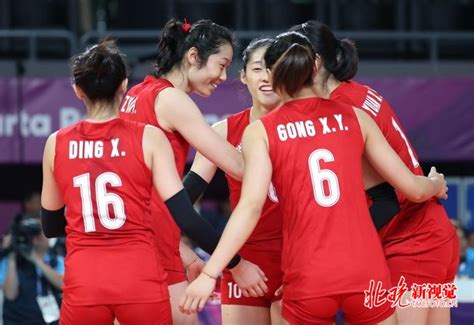 中国女排亚洲杯两连胜 毫无悬念挺进八强 | 北晚新视觉
