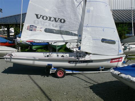 470 - barca a vela con deriva - Prodotti - designindex