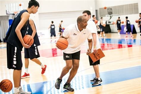 NBA中国将在乌鲁木齐举办NBA精英计划新疆训练营 | 体育大生意