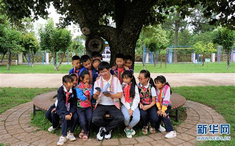 张家川县中小学迎来开学第一天 奋发“兔”强向未来(图)--天水在线