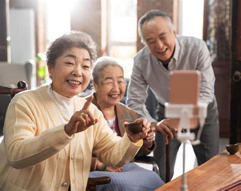 防衰老，50岁、60岁、70岁都应该补啥 - 健康养生 - 火艾堂 - 中医养生资讯