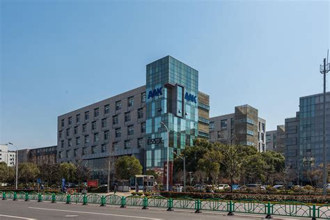 上海浦东美术馆地址-开馆时间-门票多少钱_旅泊网