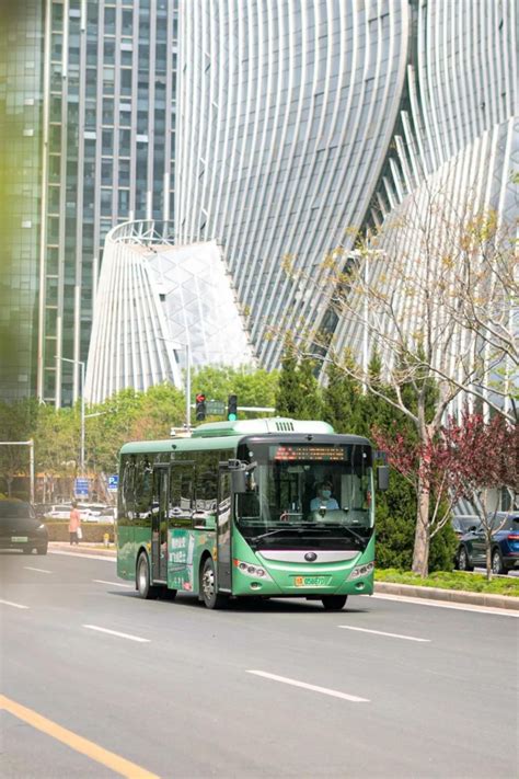上海的公交车为什么慢得令人发指? - 知乎