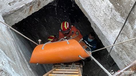 男子失足掉入地下5米深水泵房 博州消防紧急救援 -天山网 - 新疆新闻门户