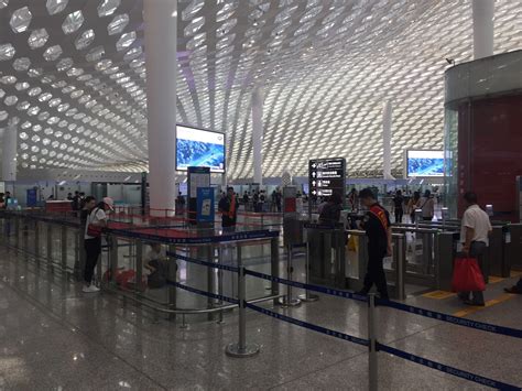深圳宝安机场的海航值机柜台在哪里-首都机场t1航站楼海航的值机柜台在哪儿
