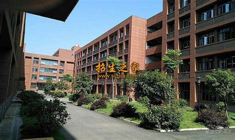 重庆三峡医药高等专科学校2023年有哪些专业_邦博尔卫校网