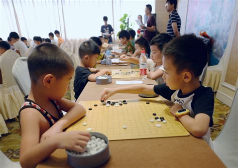 南京围棋培训学校开发智力培养良好品格-南京棋院