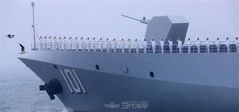 5年前的今天，055型万吨大驱首舰“南昌”舰成功下水
