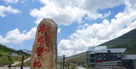 西部地区的四川省康定市藏族自治州甘孜省中国新都桥，位于川藏线 318 国道高清摄影大图-千库网