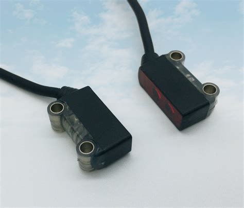 光纤光栅微型压应变传感器-大连博瑞鑫科技有限公司