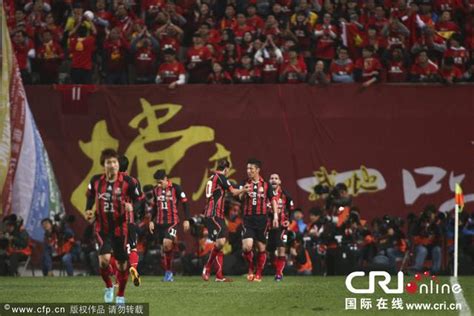 亚冠决赛首回合：首尔FC2-2广州恒大_新浪图片