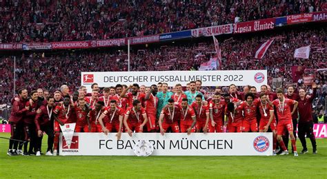 360体育-FIFA21年度最佳阵容公布：拜仁4人入围，梅西无缘入选
