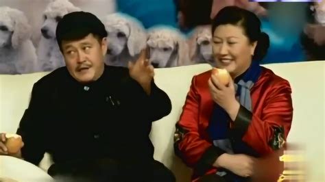 赵本山和范伟合影照曝光，“药匣子”在《刘老根3》中只是客串！__凤凰网