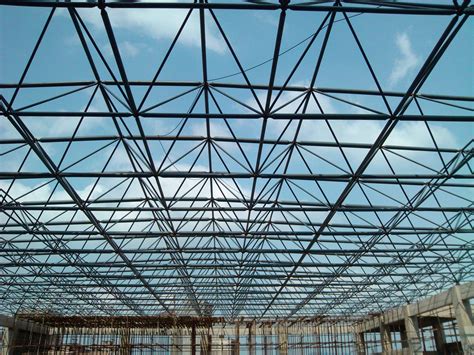 厂家教你钢结构网架正确维护方法,从而延长使用寿命_云南恒久钢结构工程有限公司